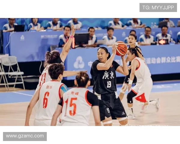 中国篮球队逆转胜利打破四连败 关键球员表现亮眼全场数据解析