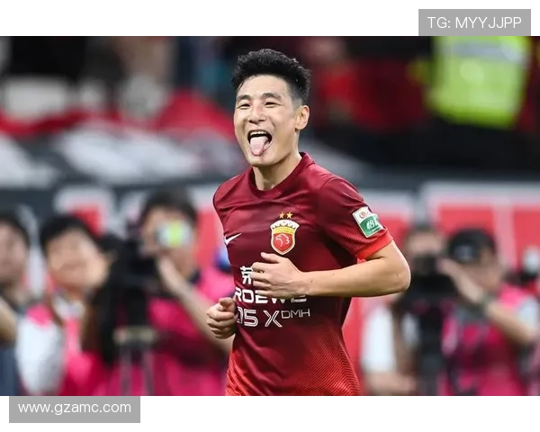 中国足球队备战亚洲杯，主帅展望新阵容，力求突破小组赛困境