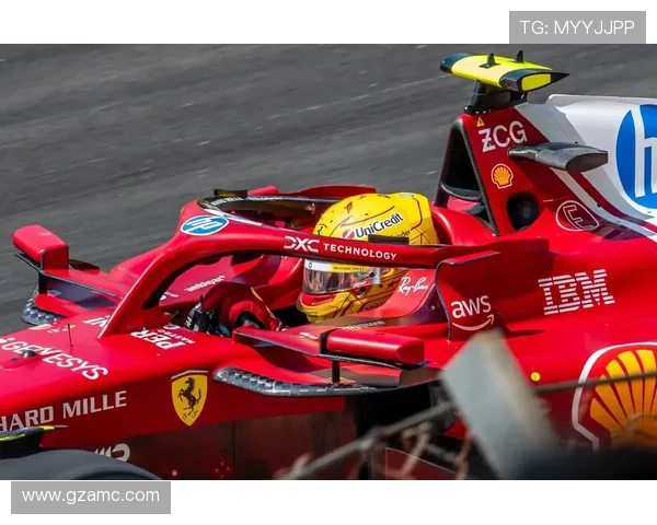 F1新赛季揭幕战精彩纷呈 路易斯汉密尔顿迎接挑战力争卫冕