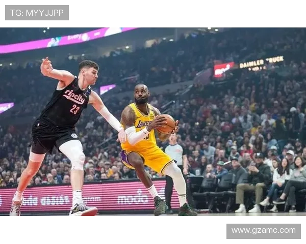 NBA今日焦点：詹姆斯超越乔丹创历史纪录，湖人强势逆袭火箭迎新赛季开门红