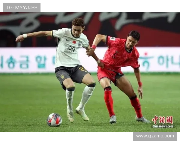 国家队世预赛关键战在即主帅变阵引发球迷广泛热议与期待